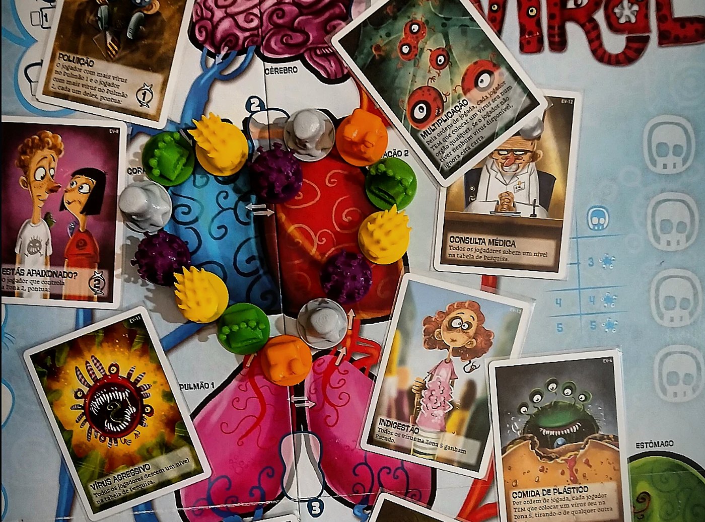 Jogo de tabuleiro em jogo na loja Hobbits Land